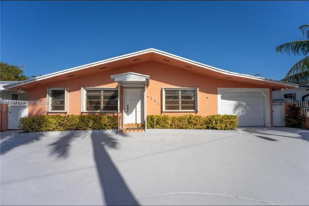 4381 SW 5th Ter, sold