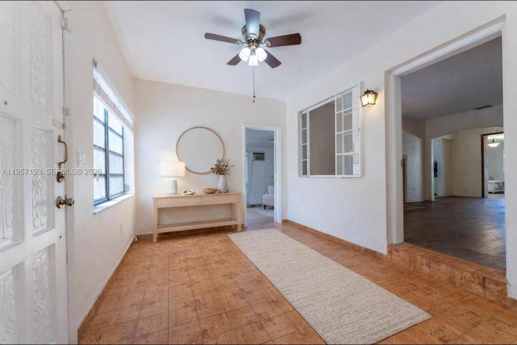 4381 SW 5th Ter, photo 3 of 8